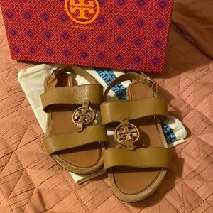TORY BURCH- Tan/Rose Gold Sandals Size 7M